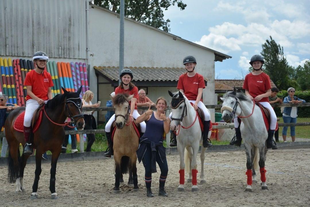 L'équipe Pony Games en concours à Rouffach